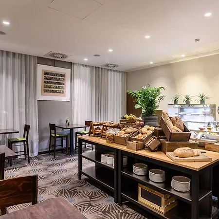 Leopold Hotel 4*