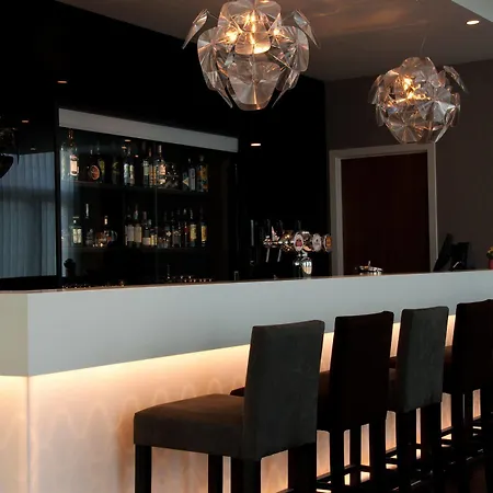 Leopold Hotel
